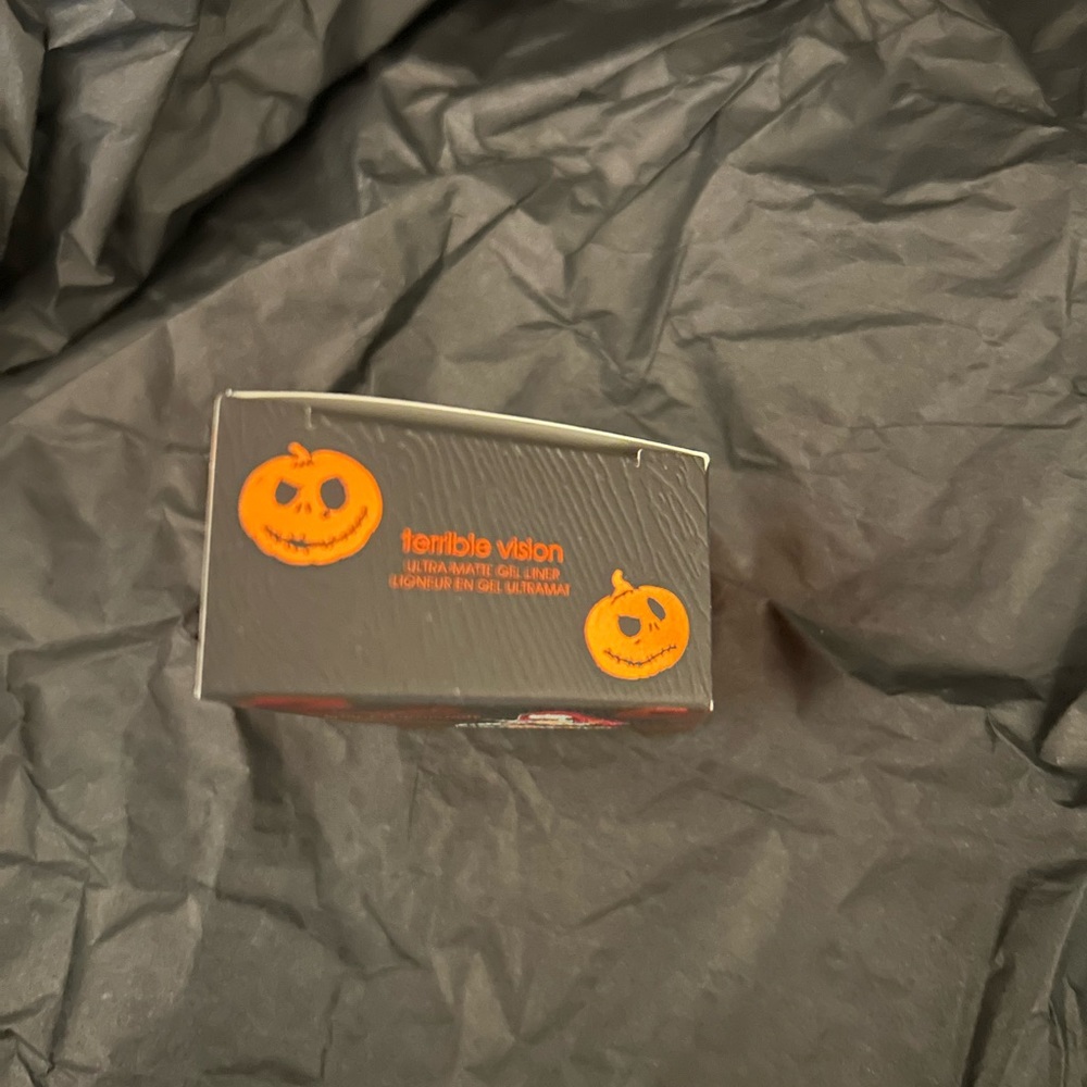 Melt Cosmetics - Picture 4 of 4